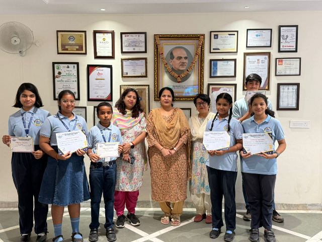 Hindi Speech Debate and Quiz competitions