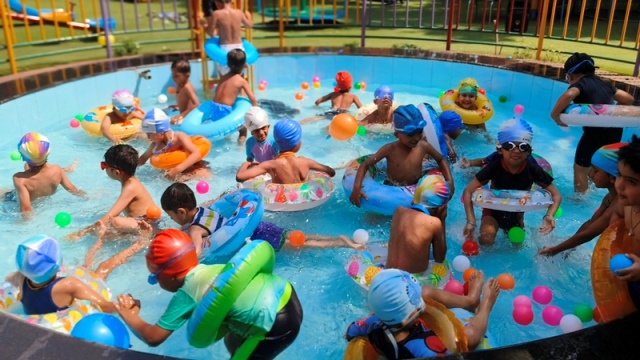 Splash Pool Party | LKG
